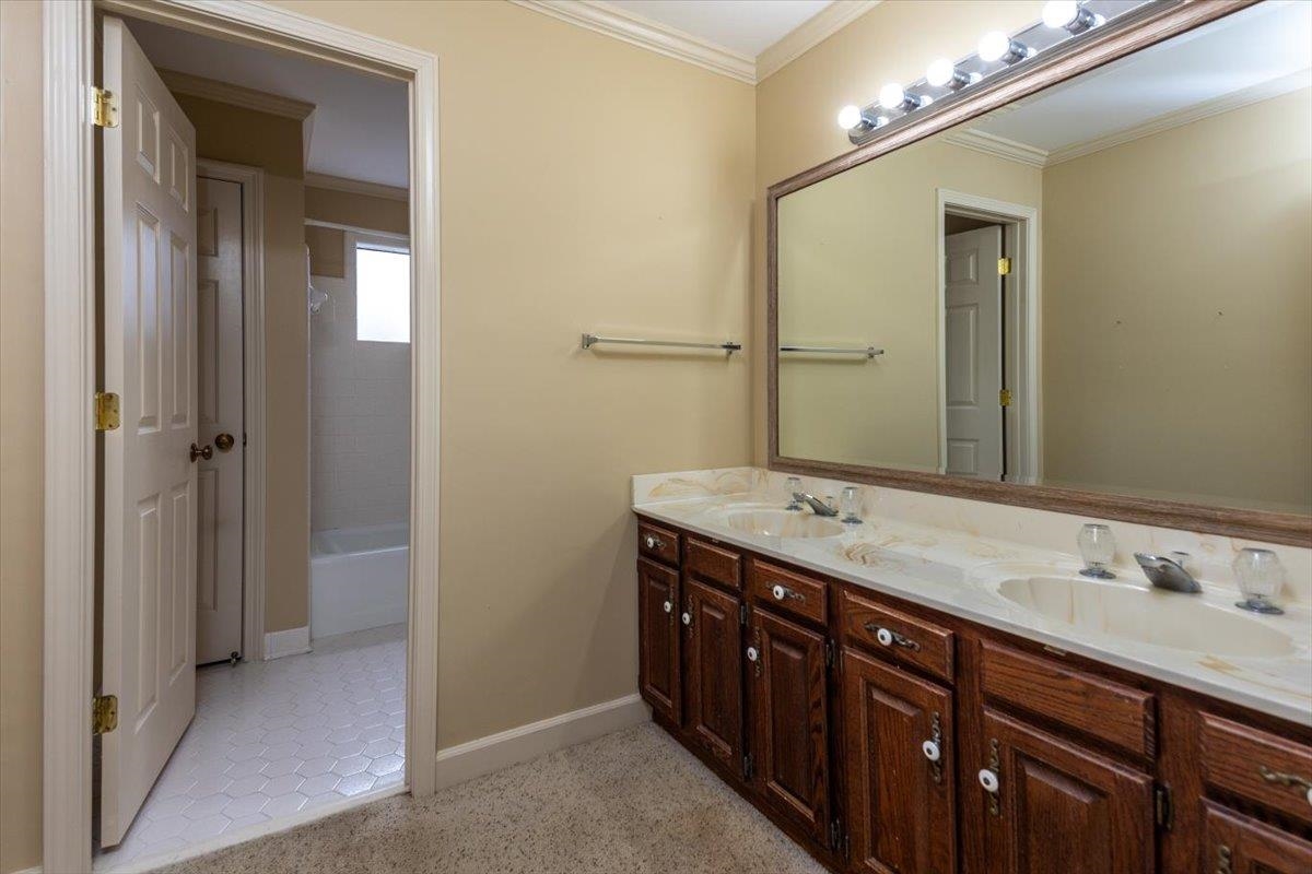 9255 Dogwood Road Germantown, TN 38139 - Photo 23 of 40