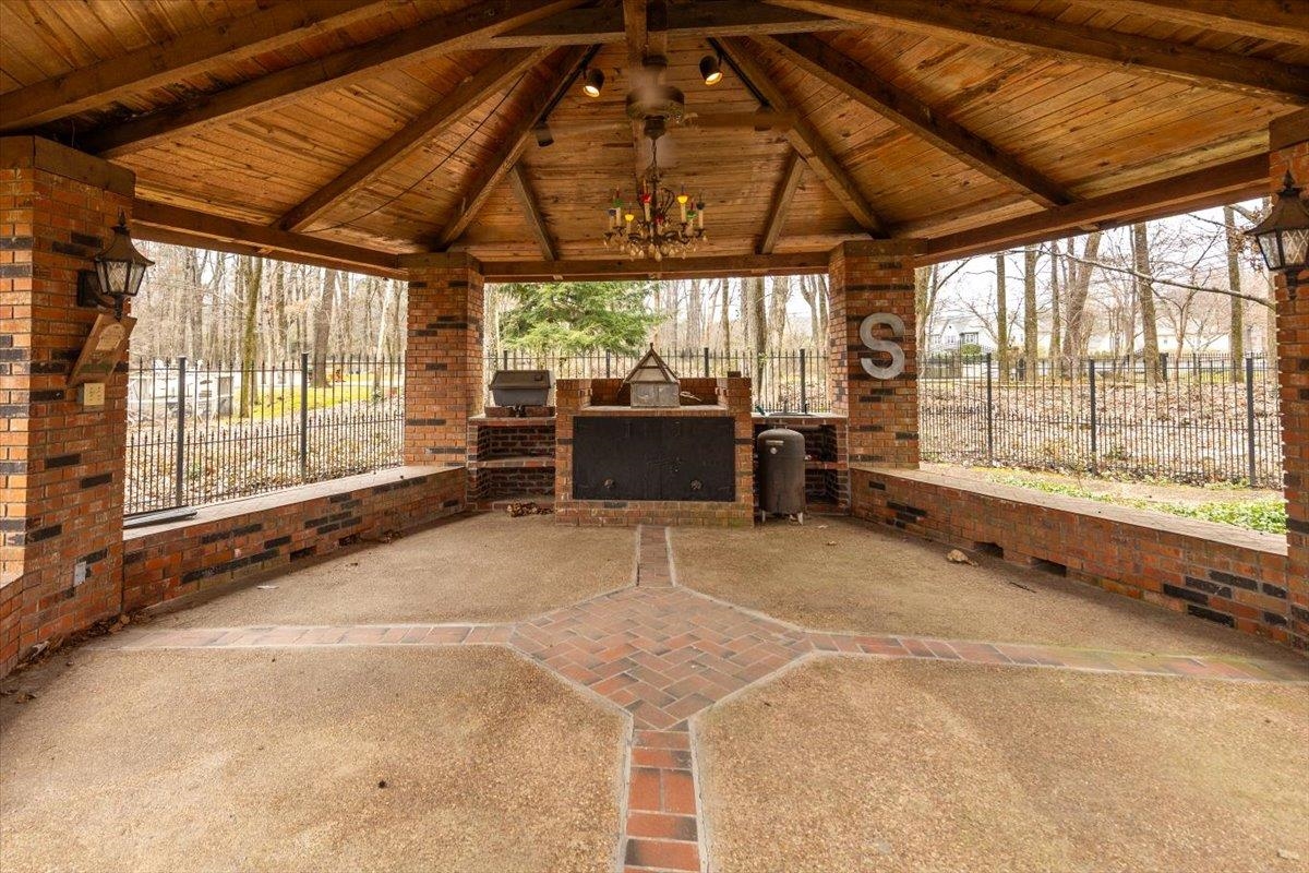 9255 Dogwood Road Germantown, TN 38139 - Photo 32 of 40