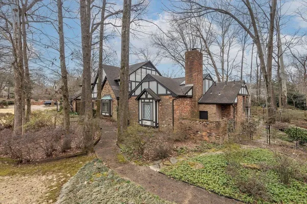 $985,000 | 9255 Dogwood Road, Germantown, TN 38139