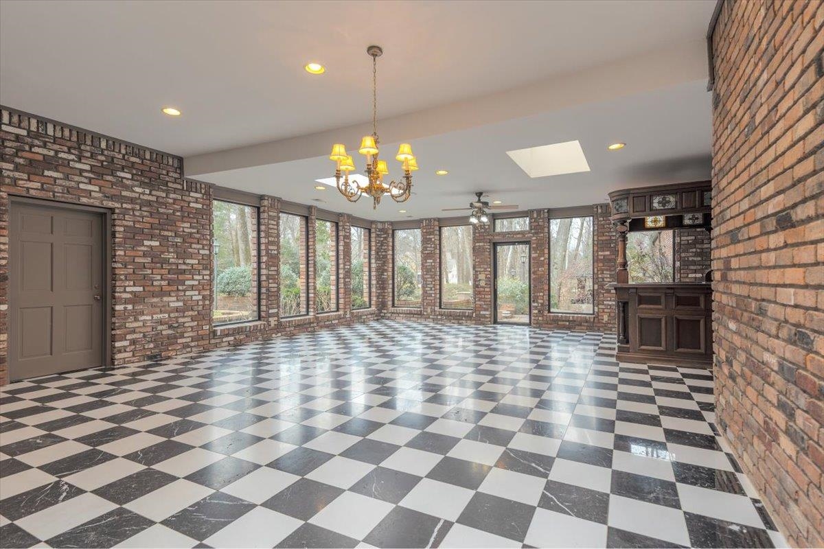 9255 Dogwood Road Germantown, TN 38139 - Photo 7 of 40