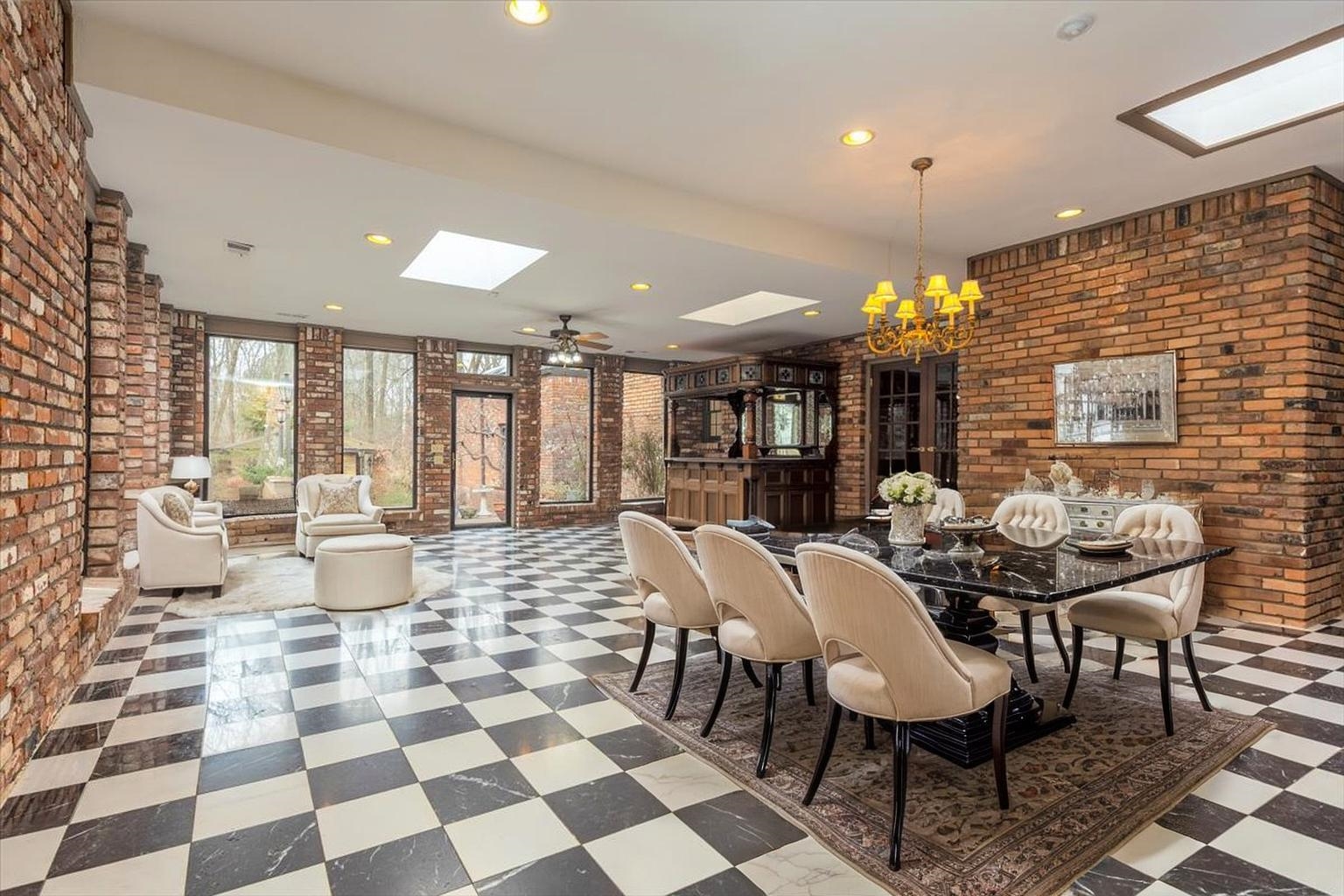 9255 Dogwood Road Germantown, TN 38139 - Photo 8 of 40