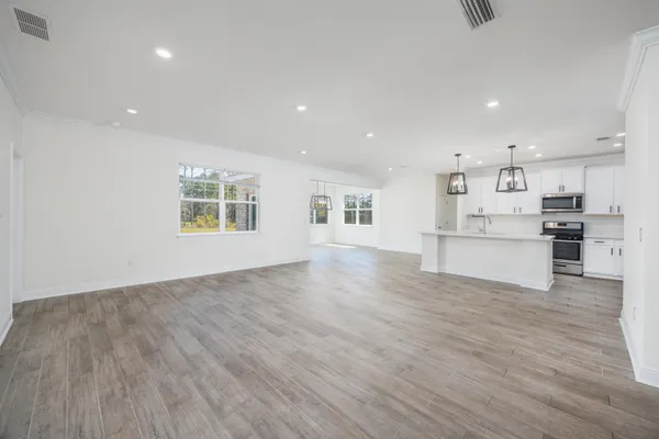 $535,000 | 133 East Sky Way, Freeport, FL 32439
