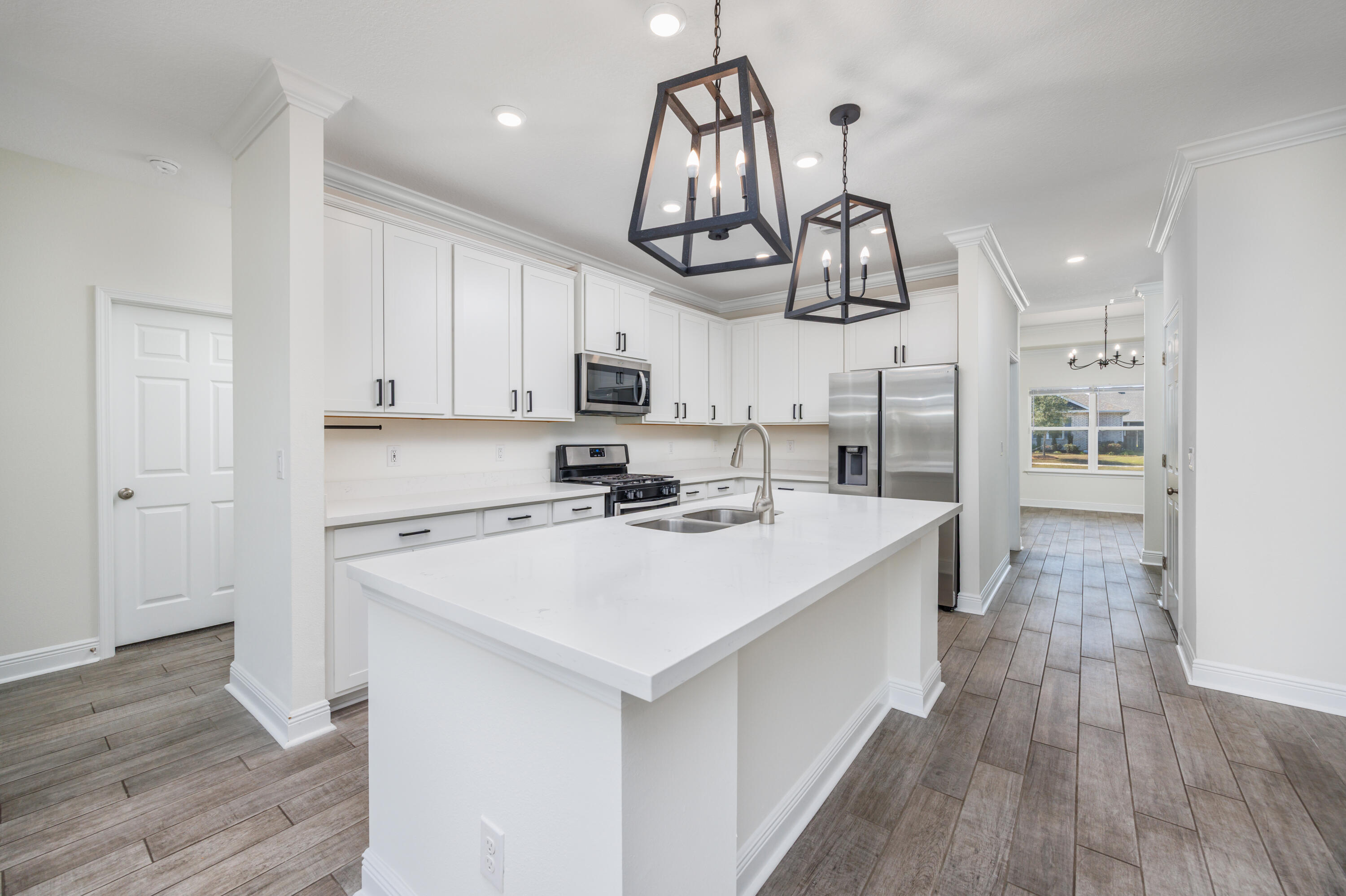 133 East Sky Way Freeport, FL 32439 - Photo 15 of 85 133 East Sky Way-17