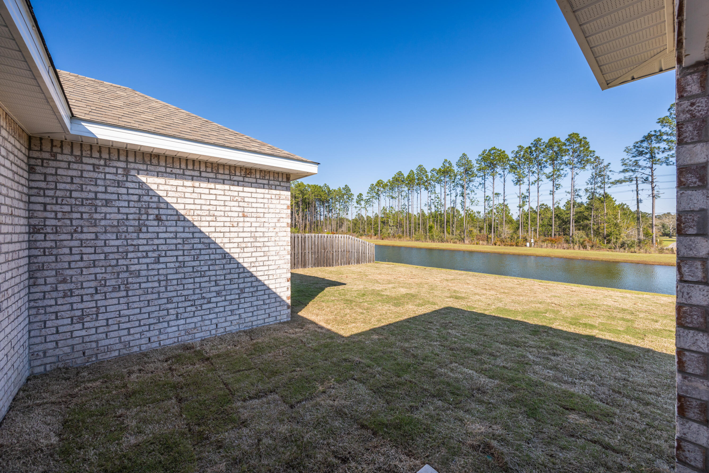 133 East Sky Way Freeport, FL 32439 - Photo 31 of 85 133 East Sky Way-34
