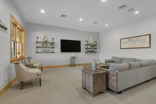 $535,000 | 133 East Sky Way, Freeport, FL 32439