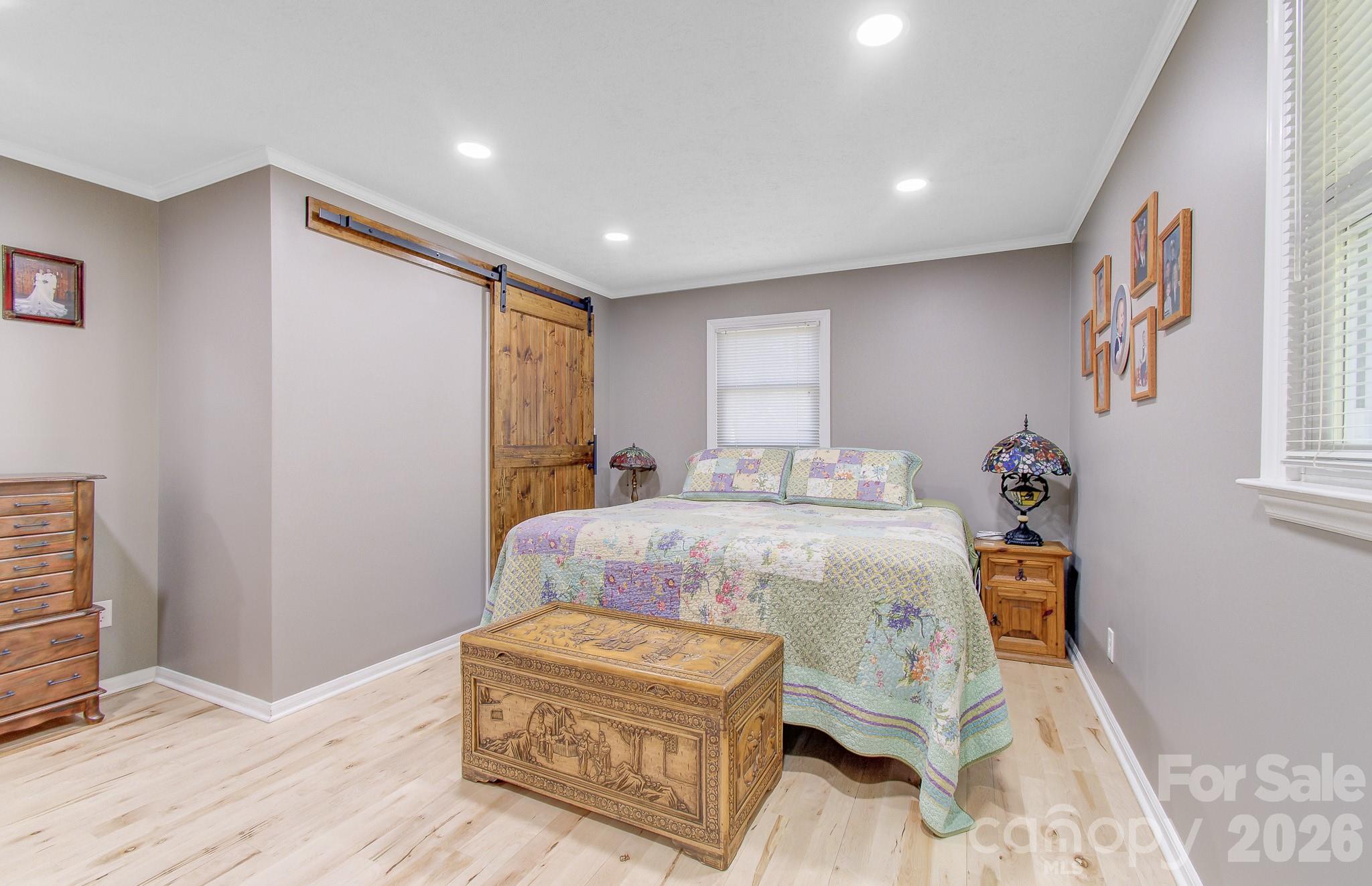 308 London Road Hendersonville, NC 28739 - Photo 13 of 28 Gallery Image 13