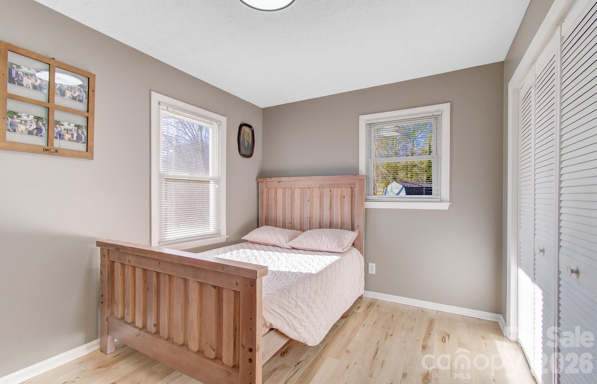 308 London Road Hendersonville, NC 28739 - Photo 16 of 28 Gallery Image 16