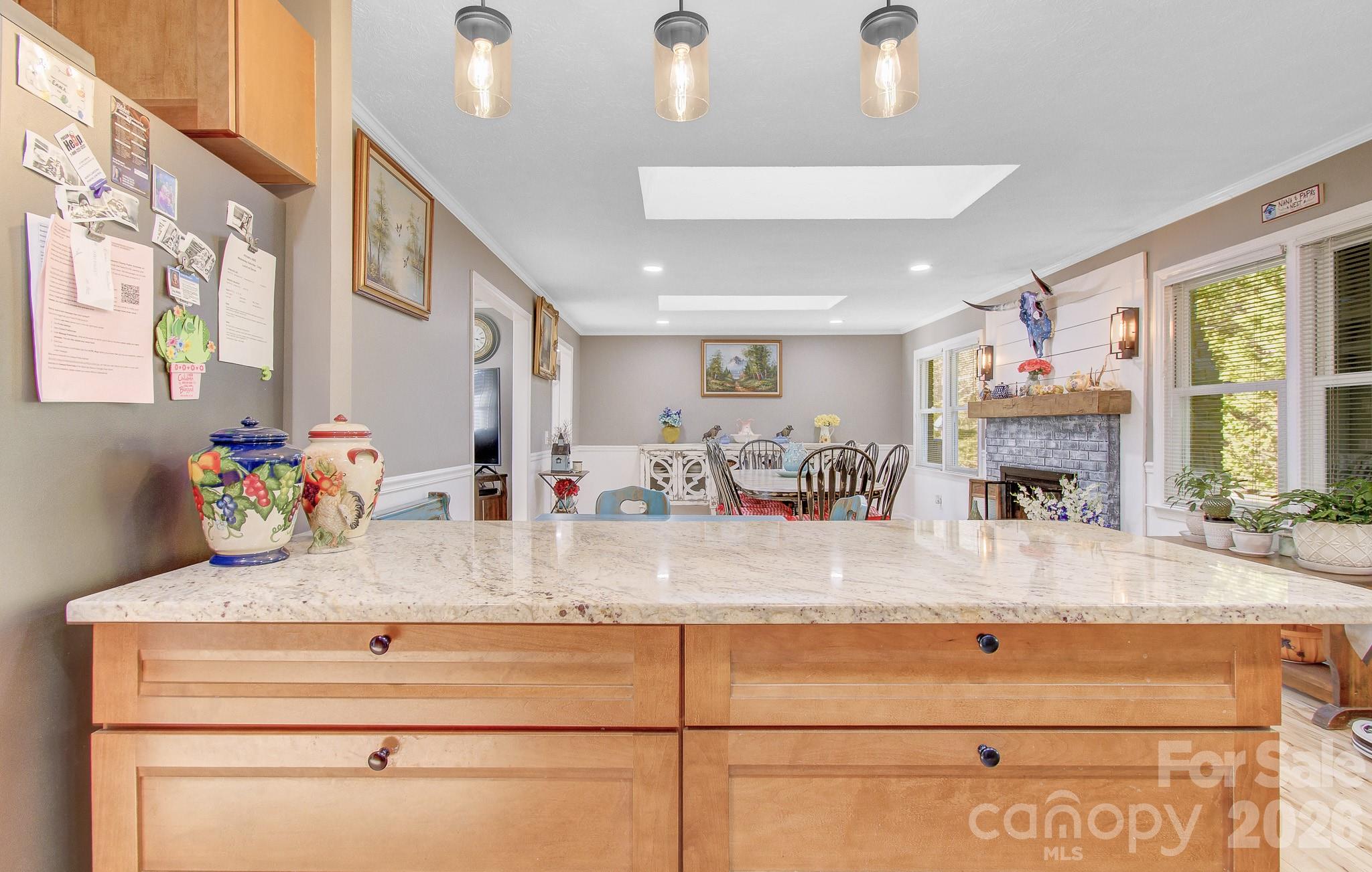 308 London Road Hendersonville, NC 28739 - Photo 9 of 28 Gallery Image 9