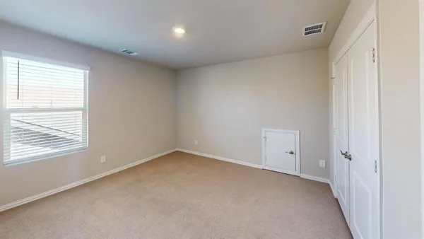 $2,700 | 811 Buffalo Drive, Lowry Crossing, TX 75069