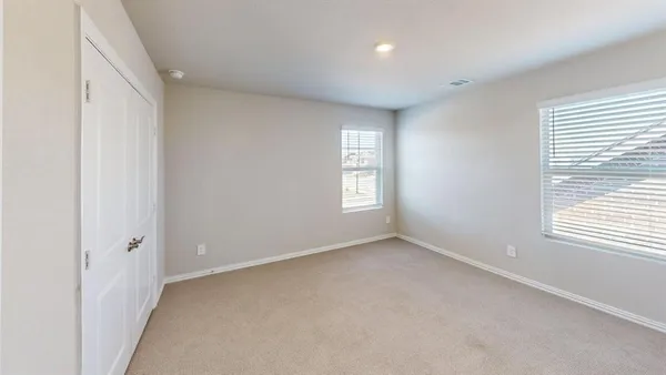 $2,700 | 811 Buffalo Drive, Lowry Crossing, TX 75069