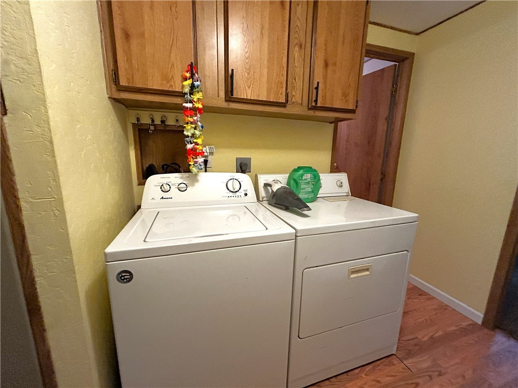 120 Thunderhead 1 Needles, CA 92363 - Photo 7 of 10 a utility room with dryer and washer