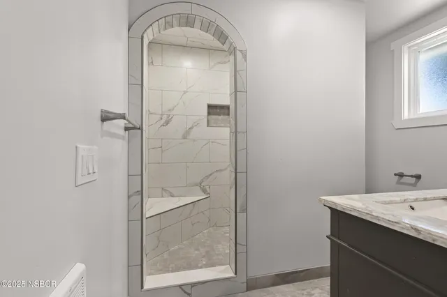 $1,250,000 | 684 Clubhouse Drive, Santa Maria, CA 93455