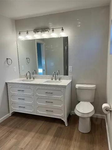 $1,750 | 1100 Wallace Street, Taylor, TX 76574