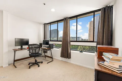 $849,000 | 880 West 1st Street, Unit 302, Los Angeles, CA 90012
