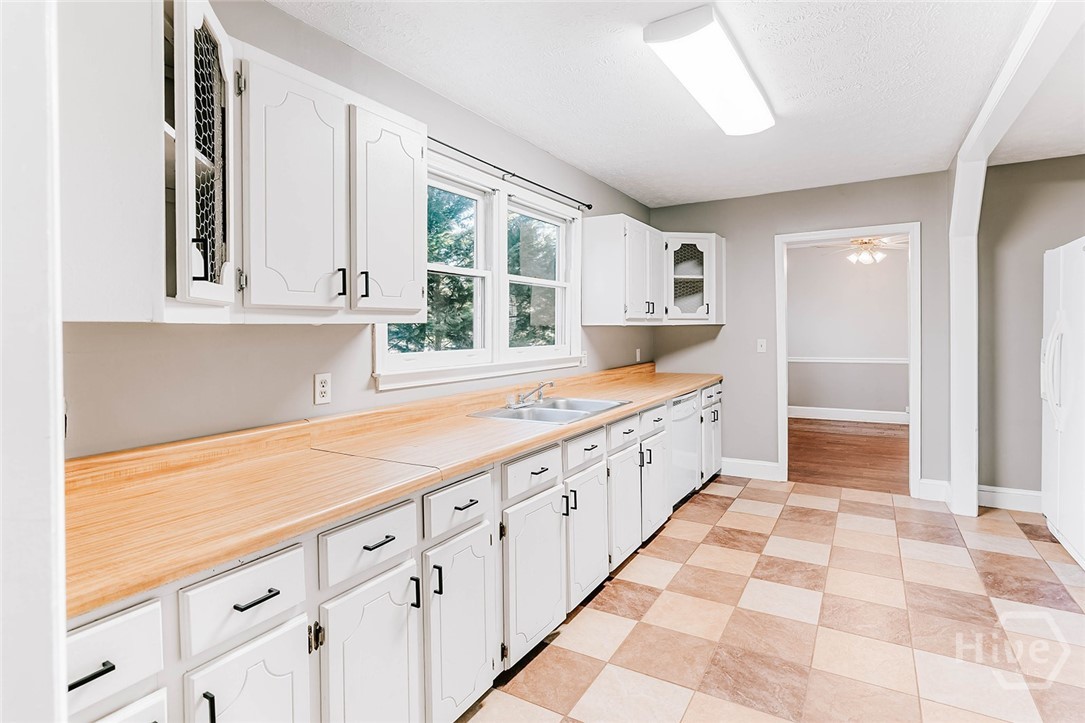 549 Gholston Street Comer, GA 30629 - Photo 29 of 49