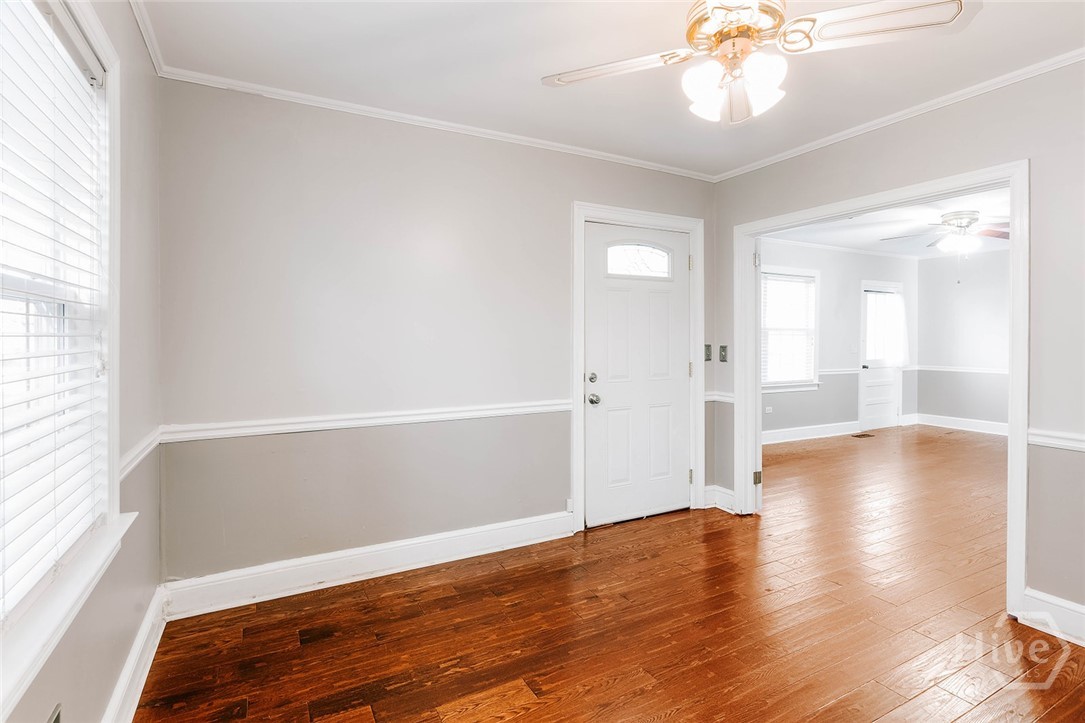 549 Gholston Street Comer, GA 30629 - Photo 6 of 49