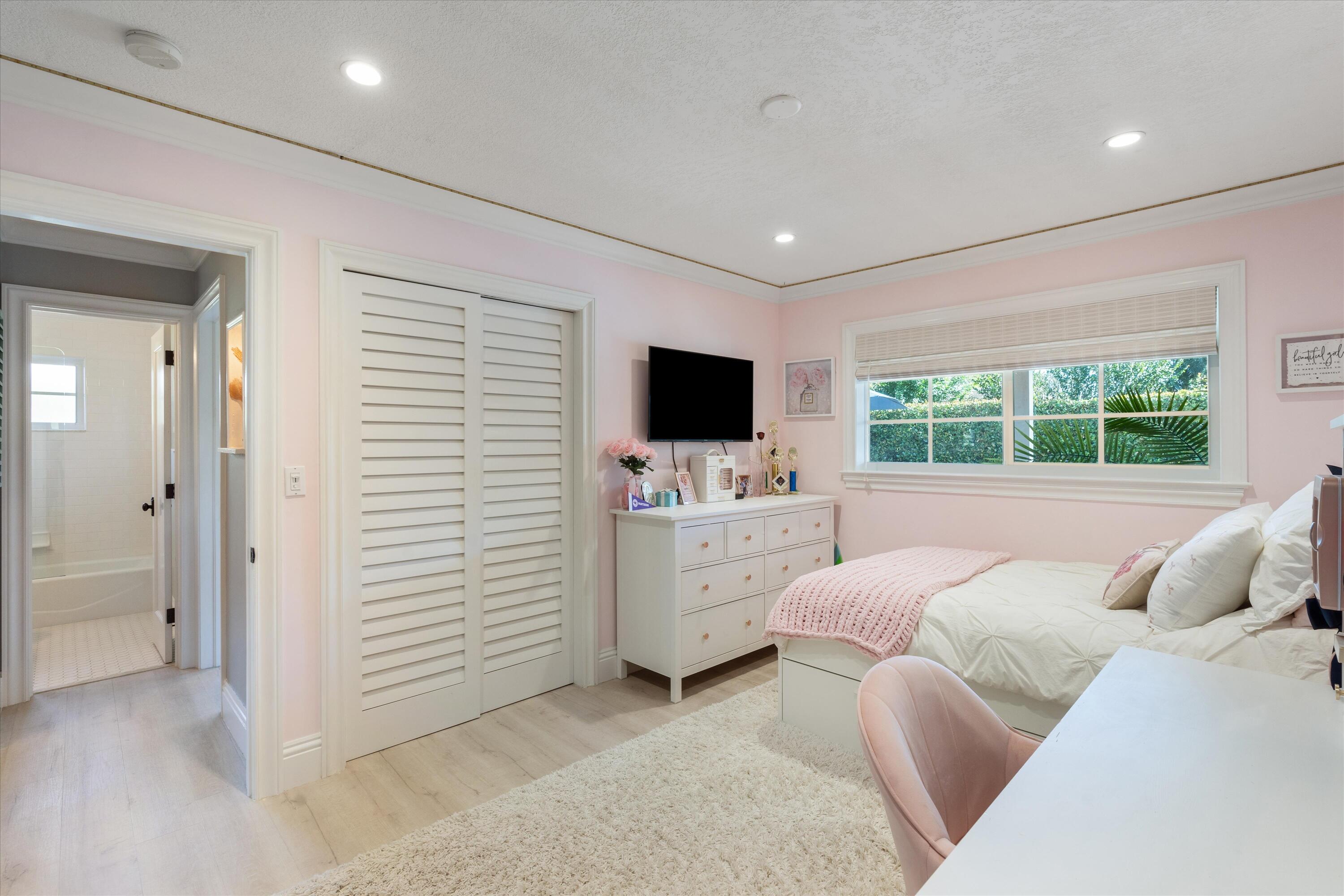 370 Northeast 32nd Street Boca Raton, FL 33431 - Photo 19 of 39 Bedroom 2
