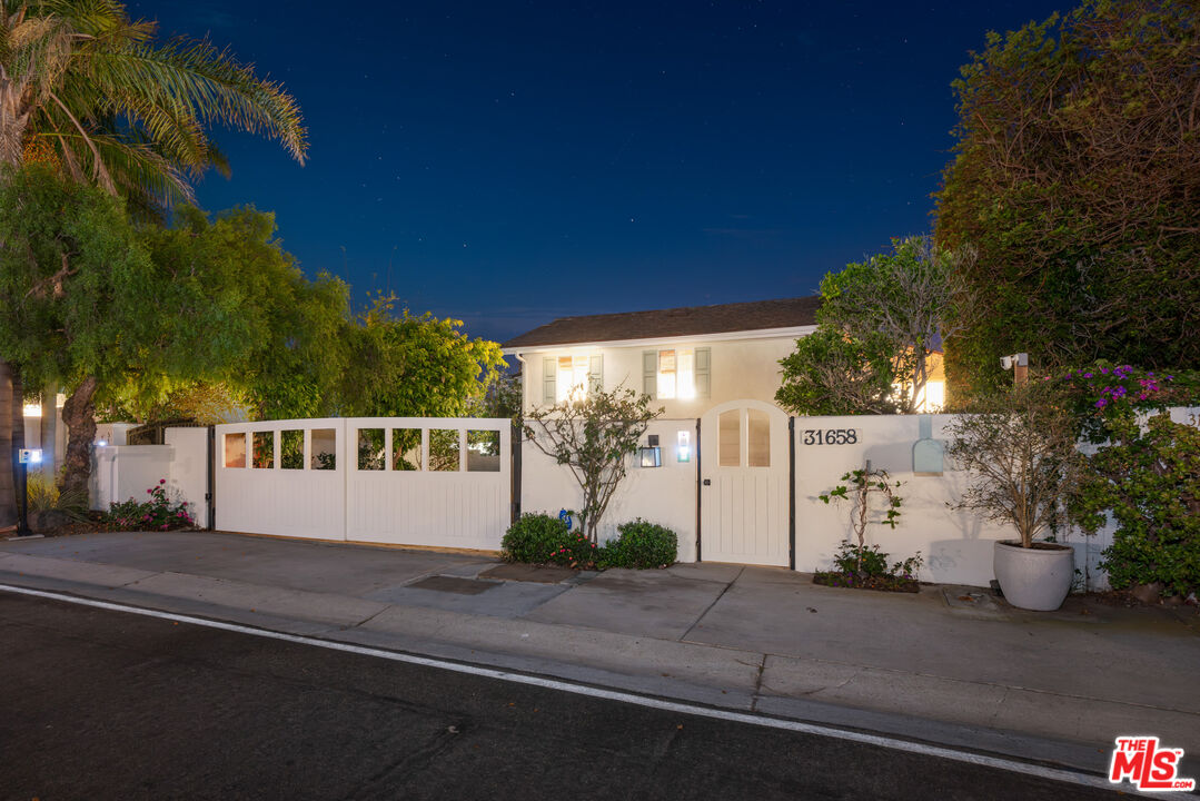 31658 Broad Beach Road Malibu, CA 90265 - Photo 50 of 50 a view of a house with a street