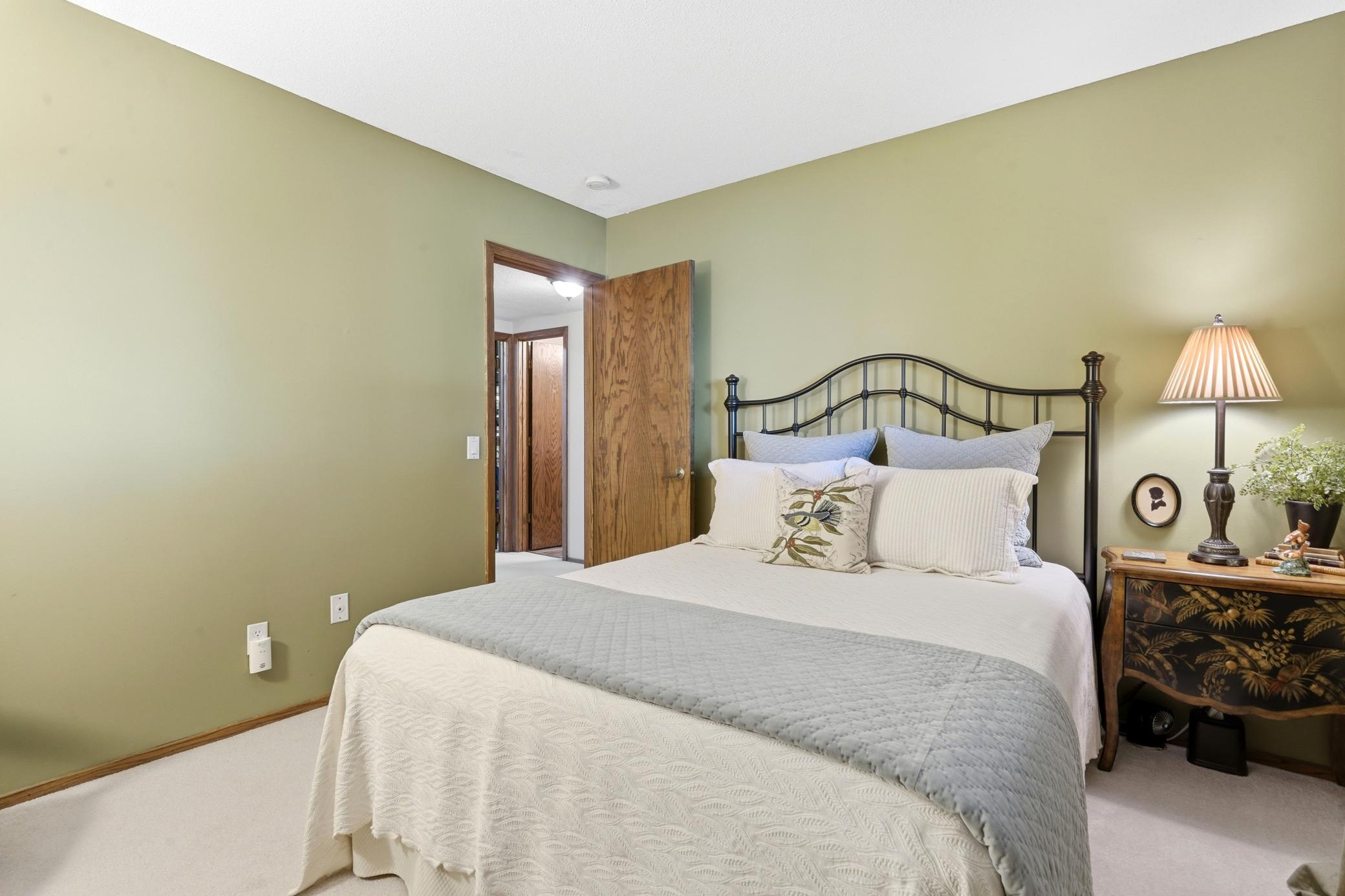 7990 Island Road Eden Prairie, MN 55347 - Photo 28 of 48