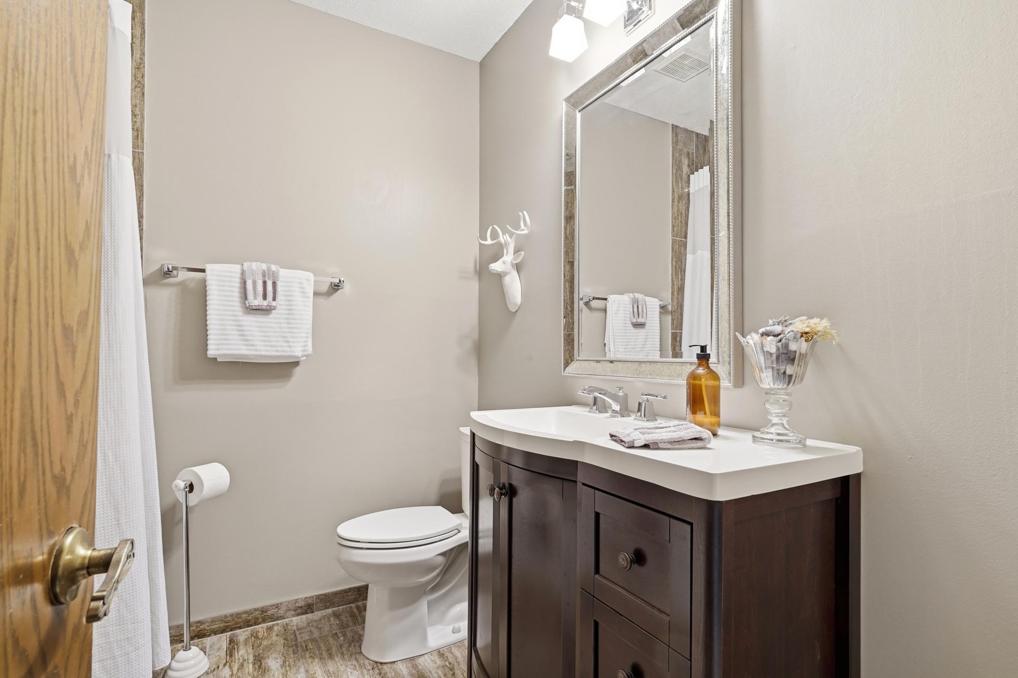 7990 Island Road Eden Prairie, MN 55347 - Photo 31 of 48