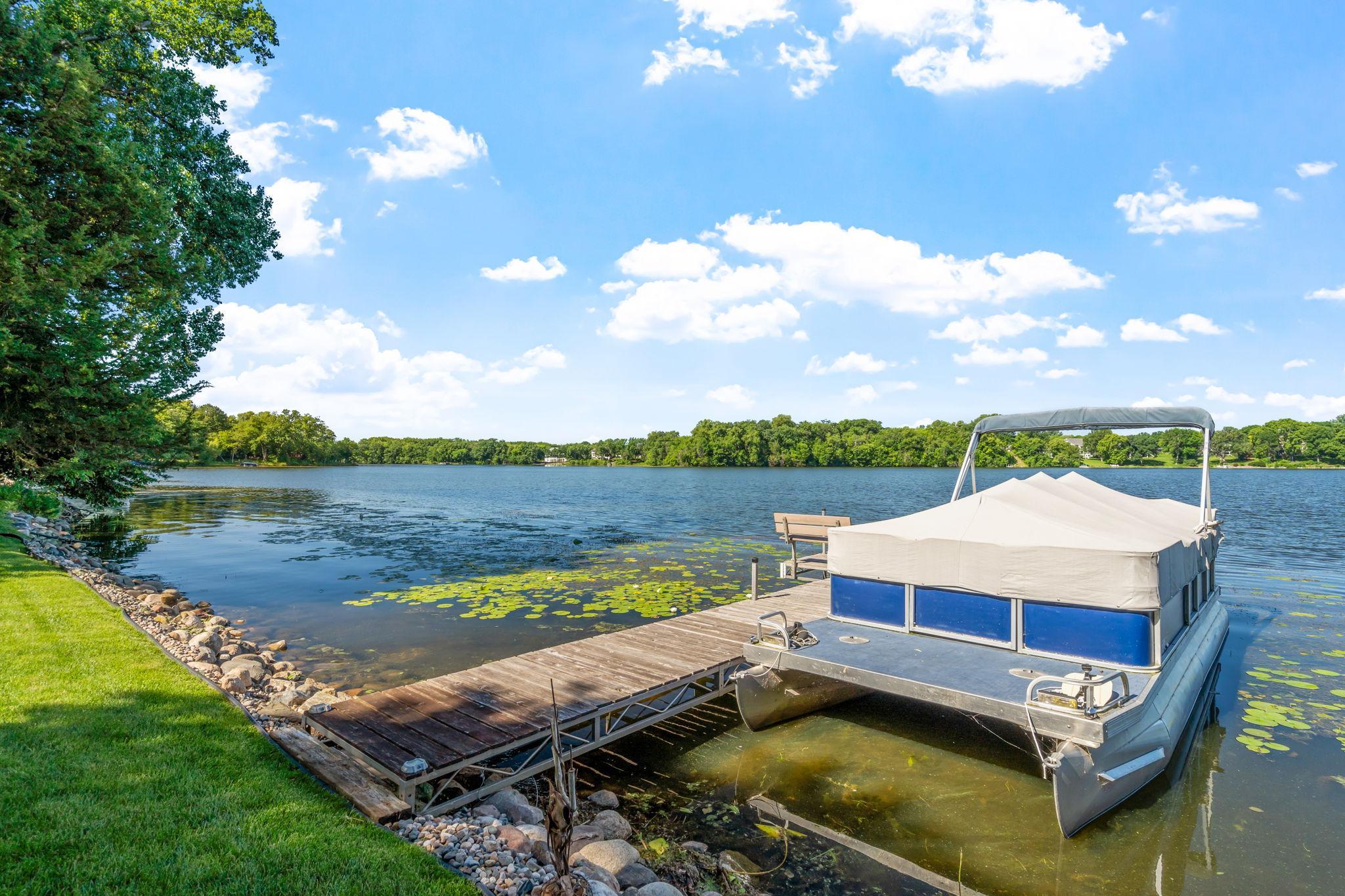 7990 Island Road Eden Prairie, MN 55347 - Photo 5 of 48