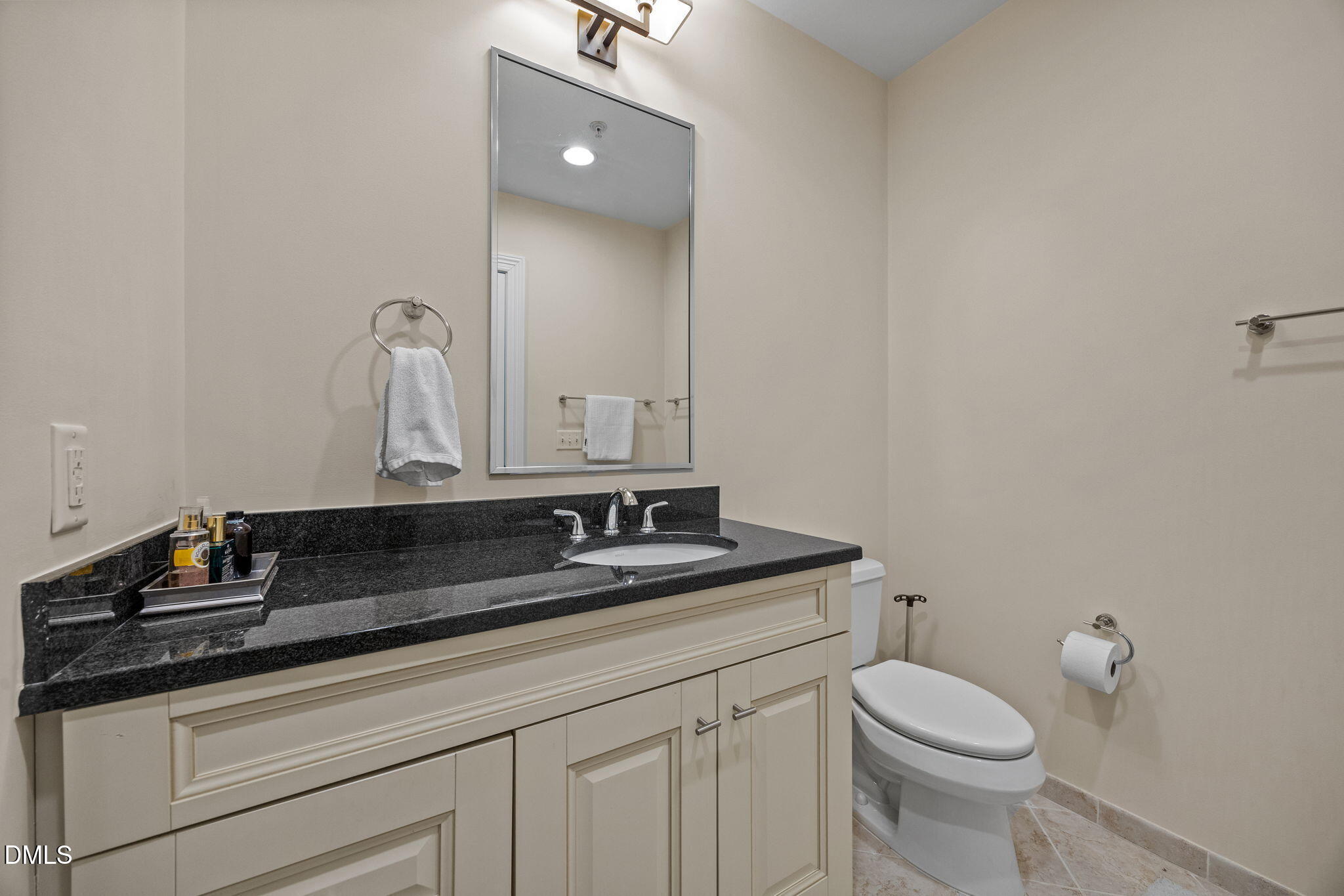 400 West North Street, Unit 718 Raleigh, NC 27603 - Photo 20 of 42 19-web-or-mls-IMG_9146