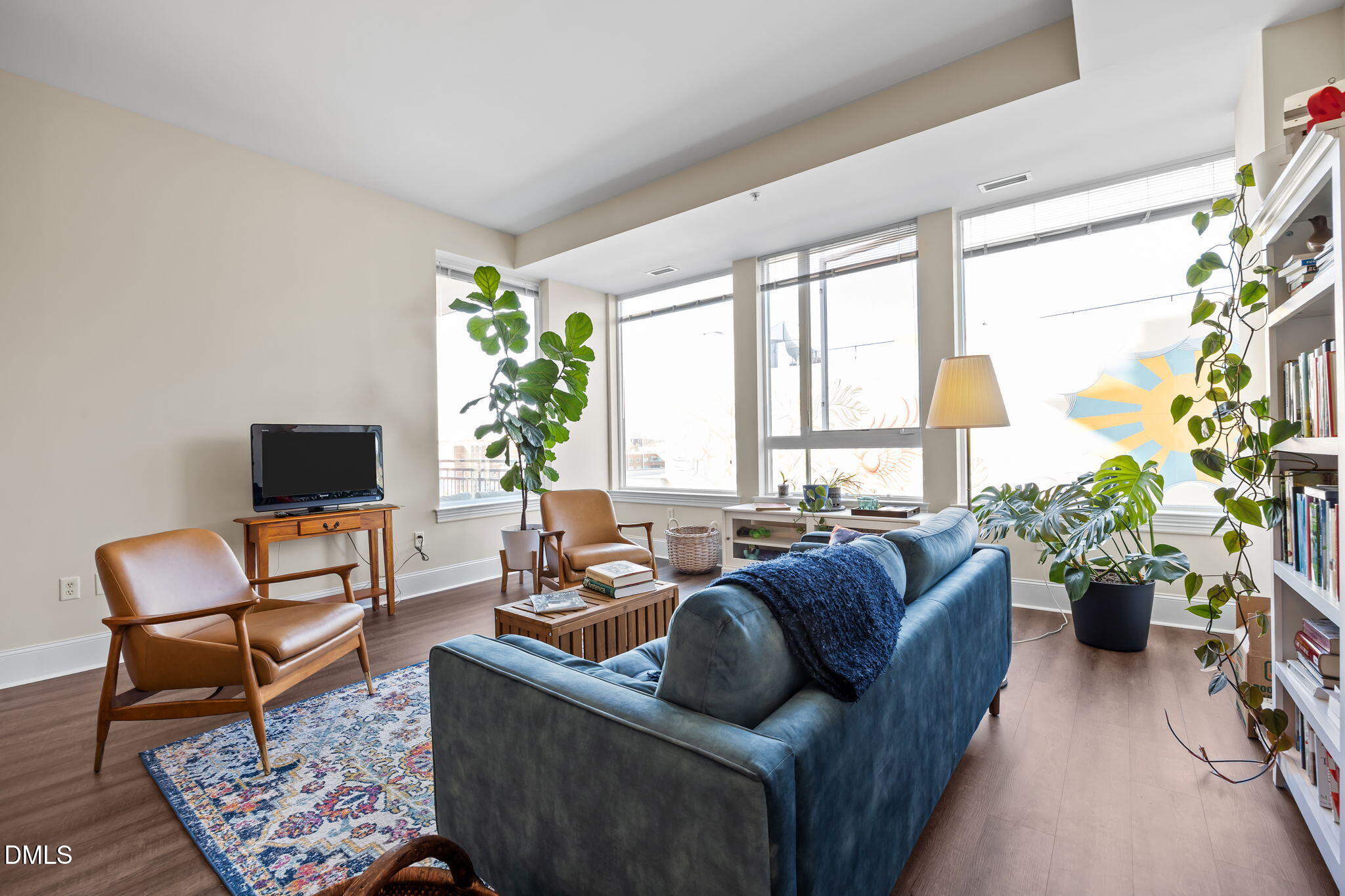 400 West North Street, Unit 718 Raleigh, NC 27603 - Photo 4 of 42 9-web-or-mls-IMG_9116