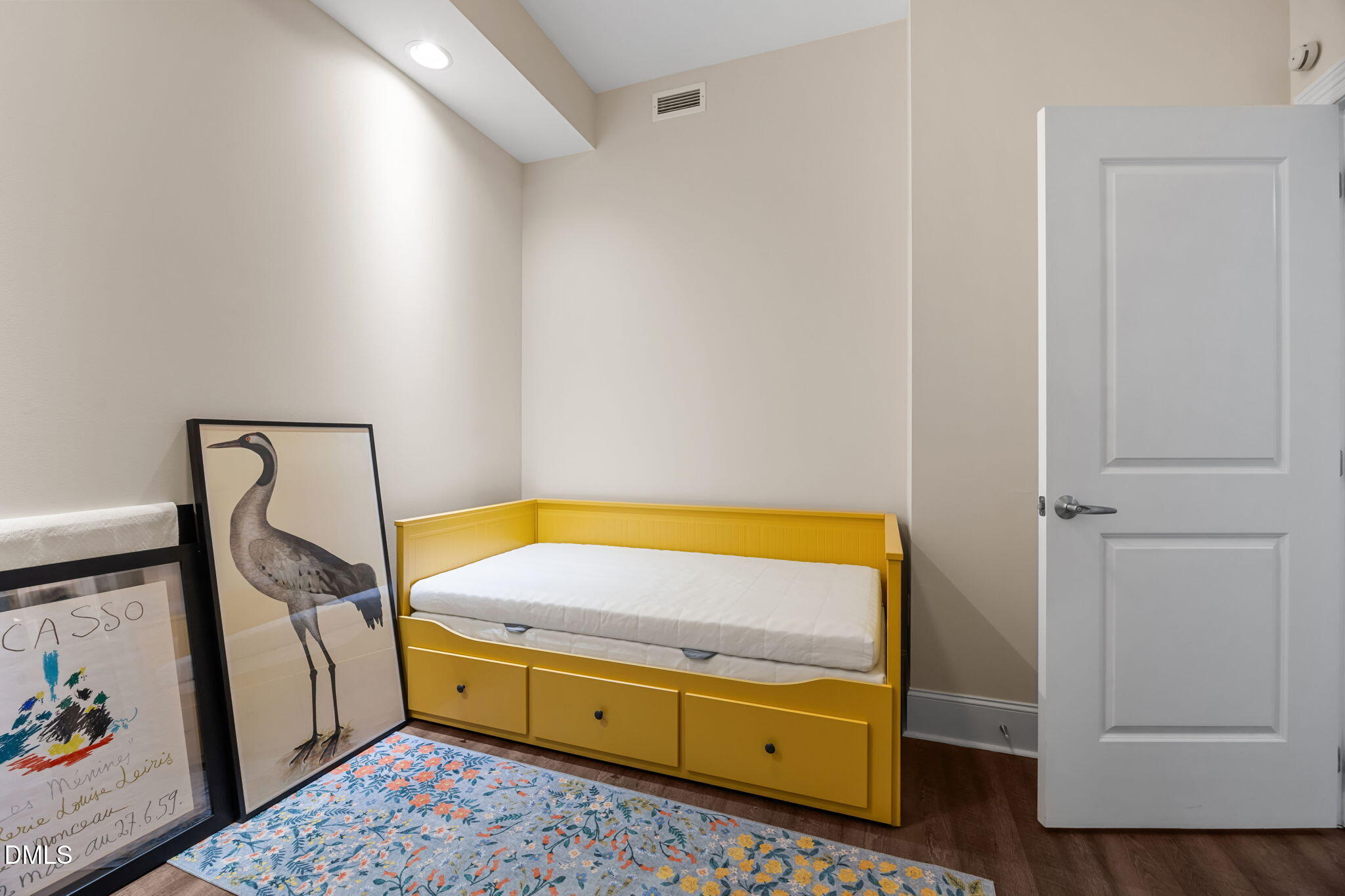 400 West North Street, Unit 718 Raleigh, NC 27603 - Photo 6 of 42 1-web-or-mls-IMG_9089