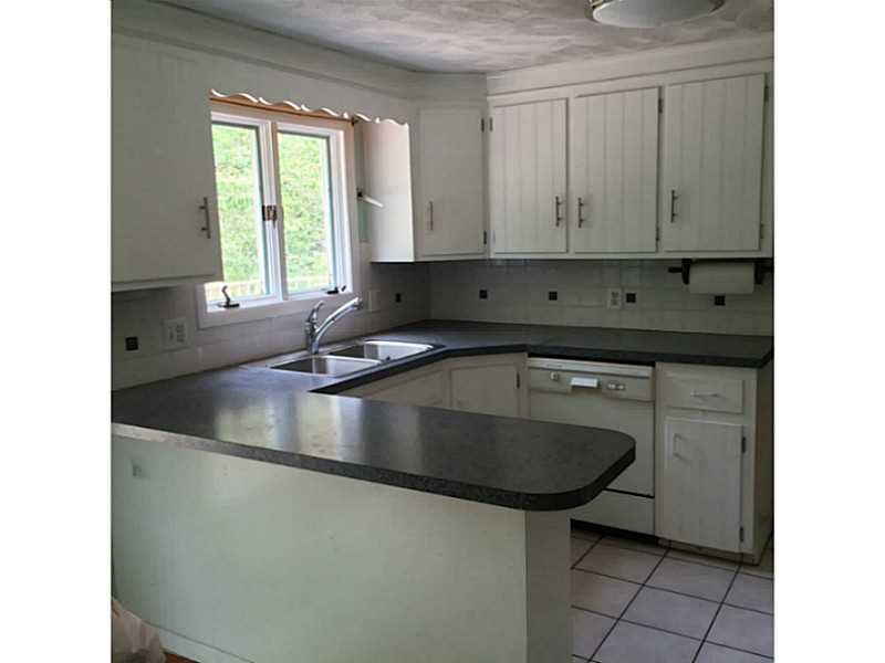 596 Potter Road North Kingstown, RI 02852 - Photo 3 of 22 Kitchen.