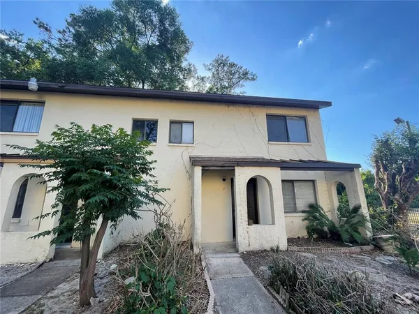 $179,900 | 2735 Southwest 35th Place, Unit 1607, Gainesville, FL 32608