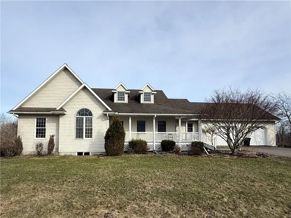 $525,000 | 294 Prospect Hill Road, Horseheads, NY 14845