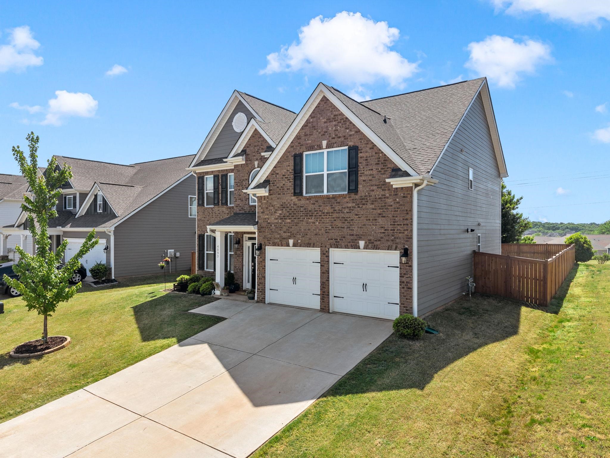 4093 Moffre Drive Boiling Springs, SC 29316 - Photo 2 of 38