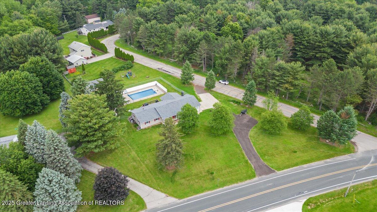 13543 Turner Road Dewitt, MI 48820 - Photo 49 of 55 04-Media Jett - 03