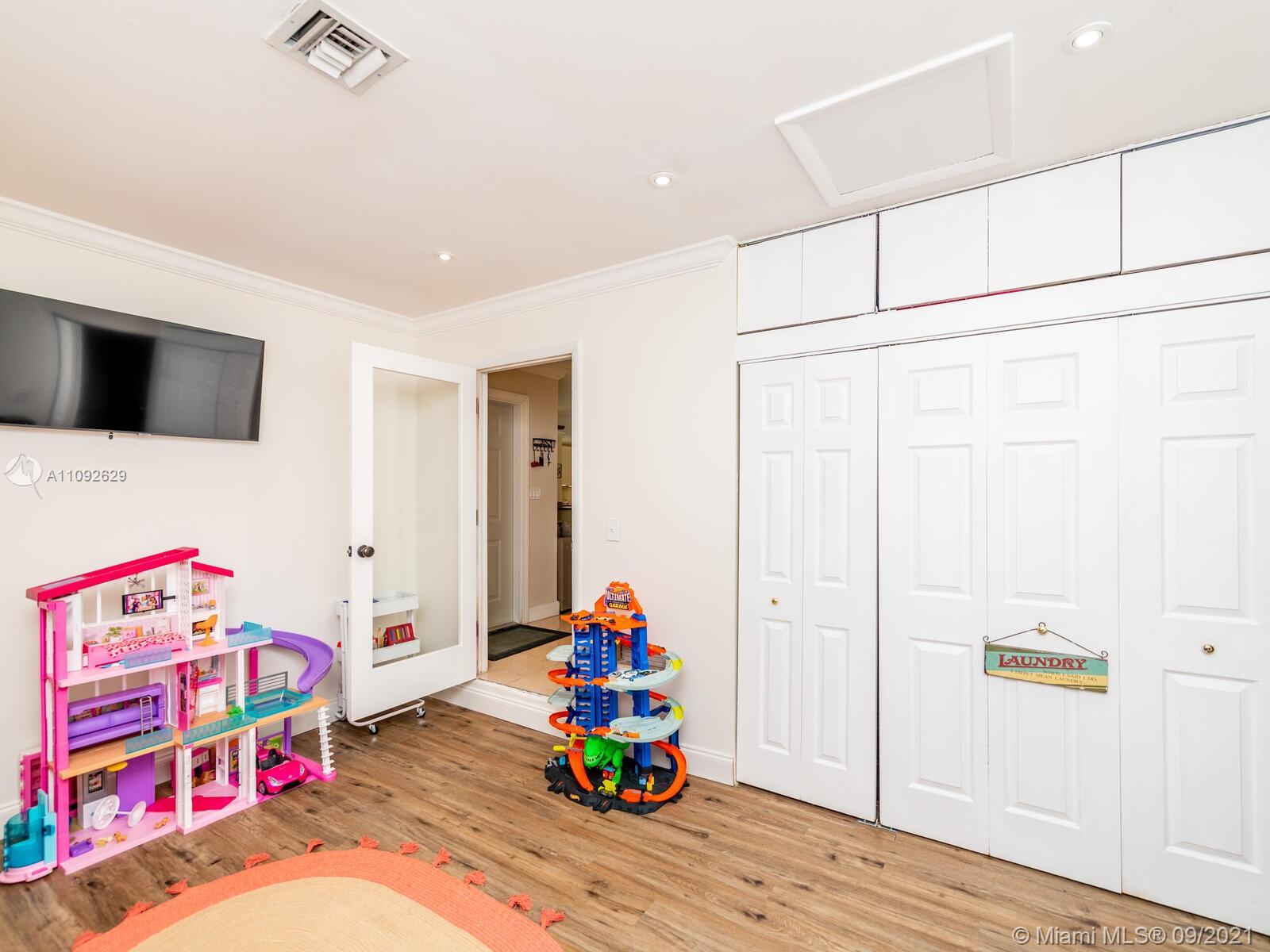 10253 Southwest 50th Street Cooper City, FL 33328 - Photo 39 of 53