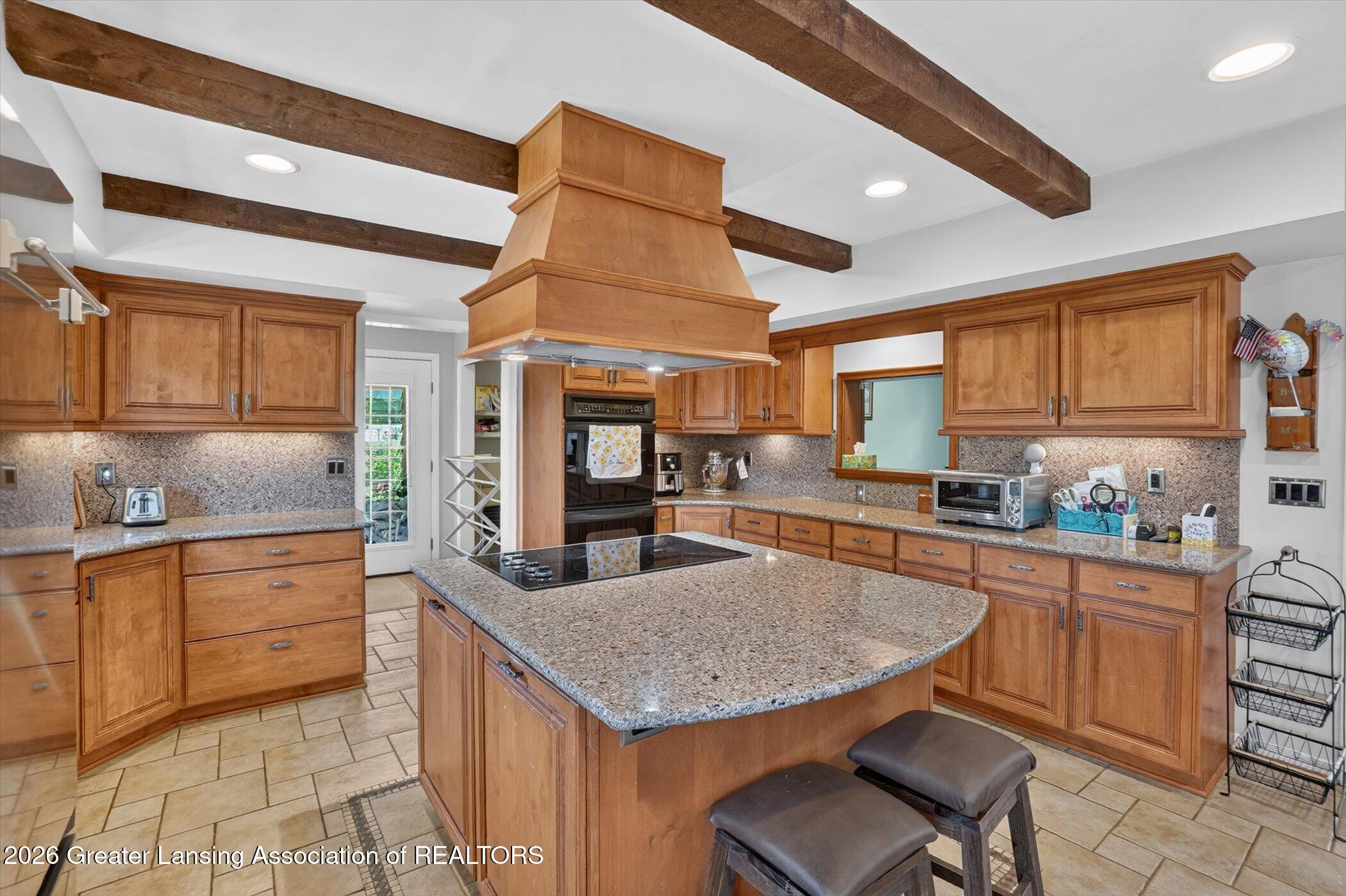 4426 Barton Road Lansing, MI 48917 - Photo 16 of 72 17-4426-Barton-Rd-Windowstill-Photograph