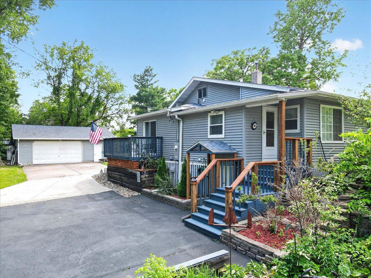 79 Long Lake Road Mahtomedi, MN 55115 - Photo 3 of 54