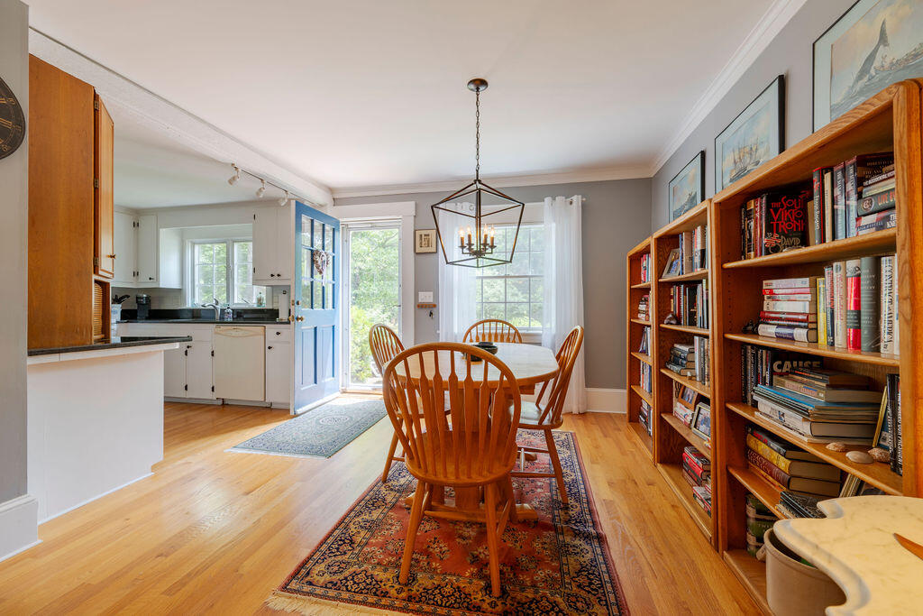 45 Old Paine Hollow Road Wellfleet, MA 02667 - Photo 5 of 46 45_old_Paine_Hollow-38