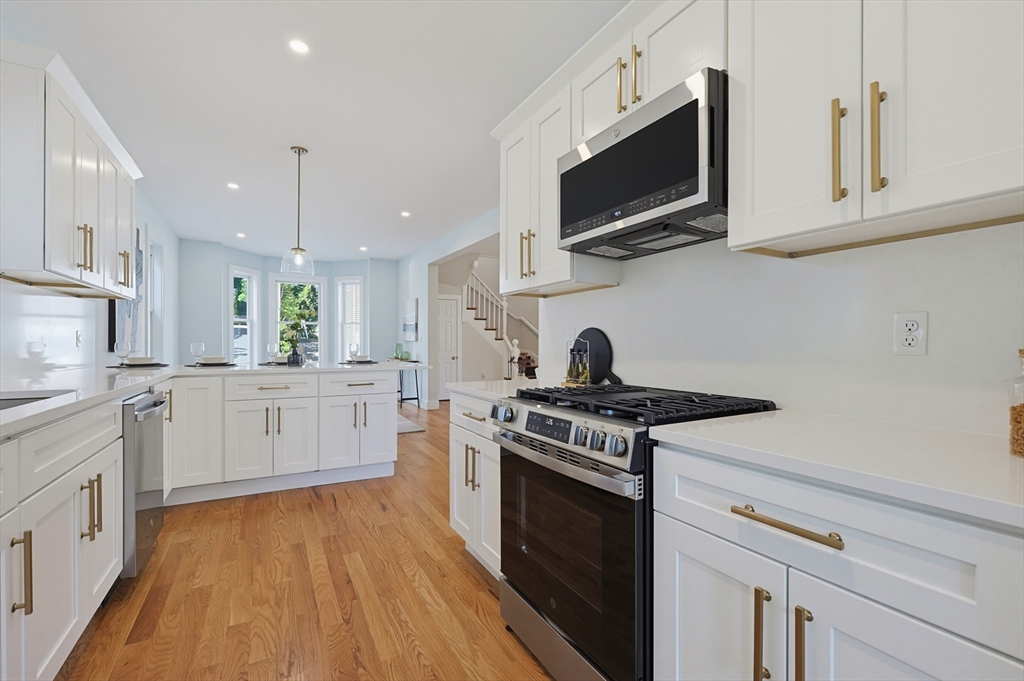 26 Pleasant Street Beverly, MA 01915 - Photo 11 of 26