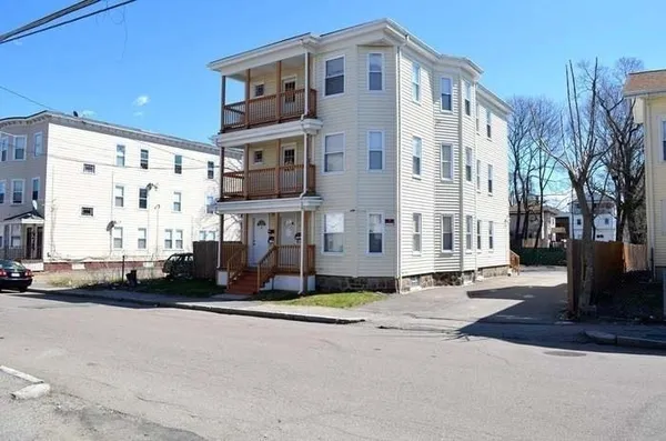 $999,777 | 15 Exchange Street, Brockton, MA 02301