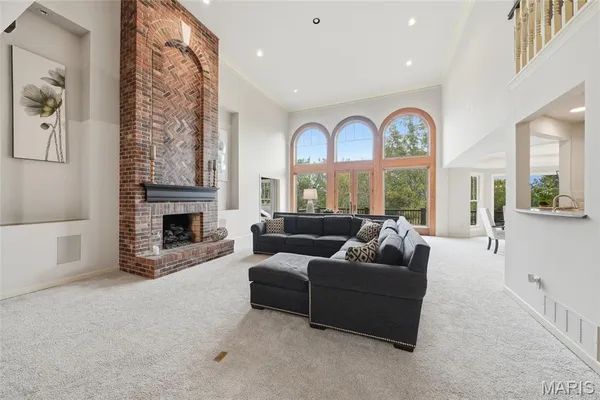 $1,715,000 | 311 Larimore Valley Drive, Wildwood, MO 63005