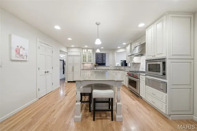 $1,795,000 | 311 Larimore Valley Drive, Wildwood, MO 63005