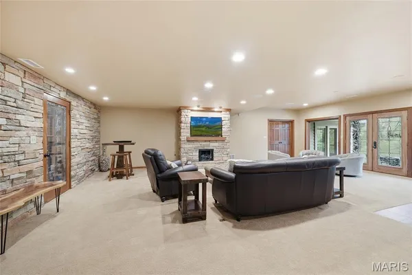 $1,715,000 | 311 Larimore Valley Drive, Wildwood, MO 63005