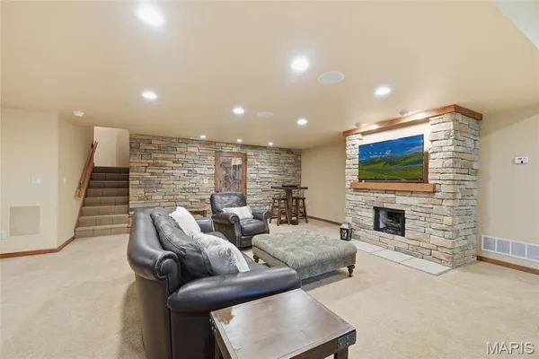 $1,715,000 | 311 Larimore Valley Drive, Wildwood, MO 63005