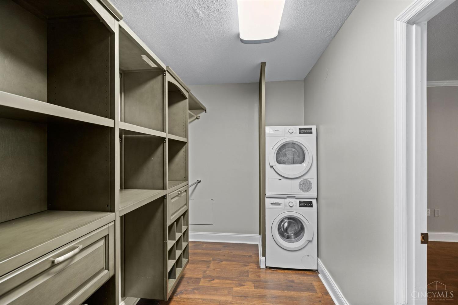2444 Madison Road, Unit 1912 Cincinnati, OH 45208 - Photo 23 of 41 Gallery Image 23