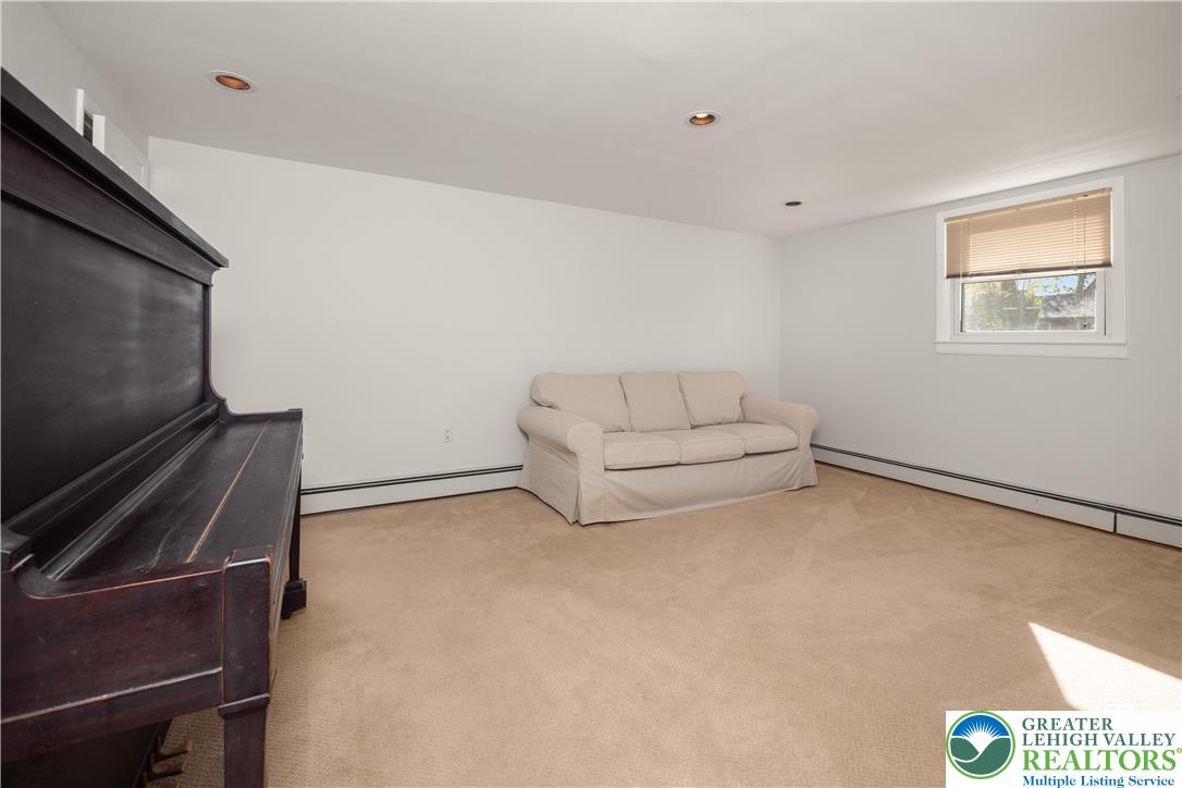 1918 Pinehurst Road Bethlehem, PA 18018 - Photo 15 of 22 Gallery Image 15