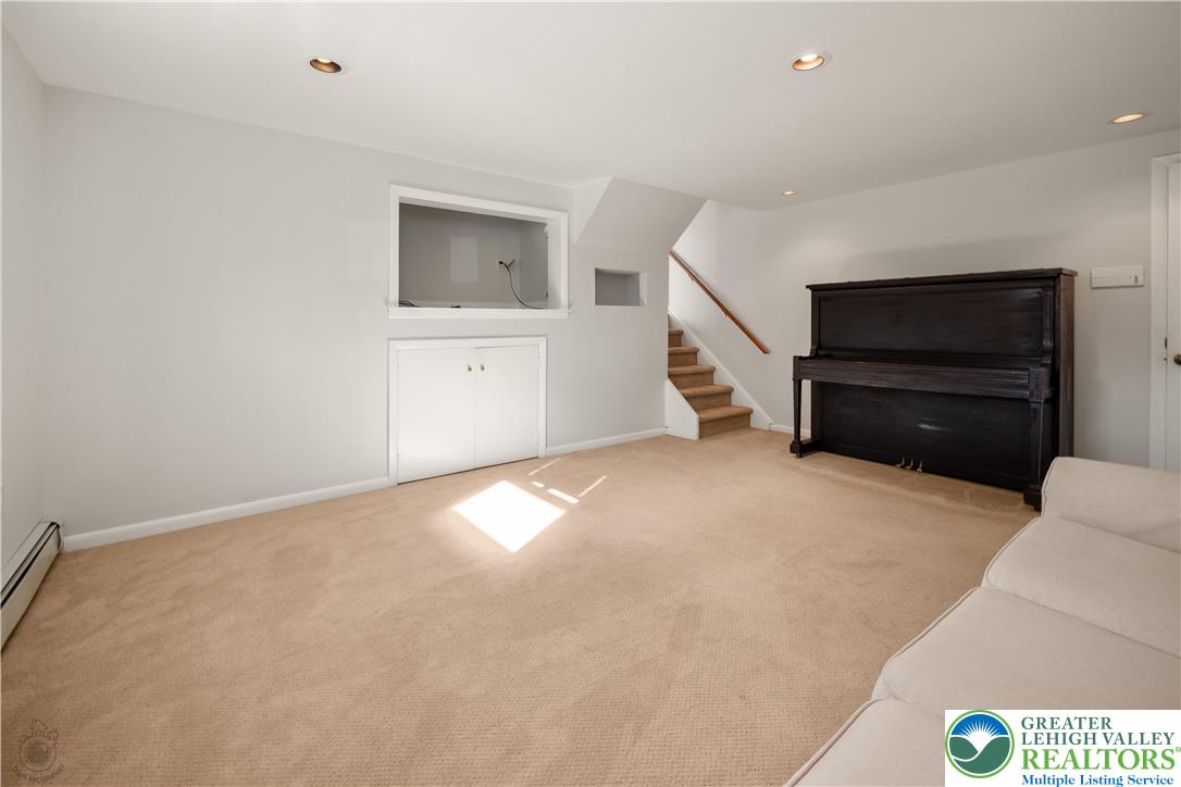 1918 Pinehurst Road Bethlehem, PA 18018 - Photo 16 of 22 Gallery Image 16