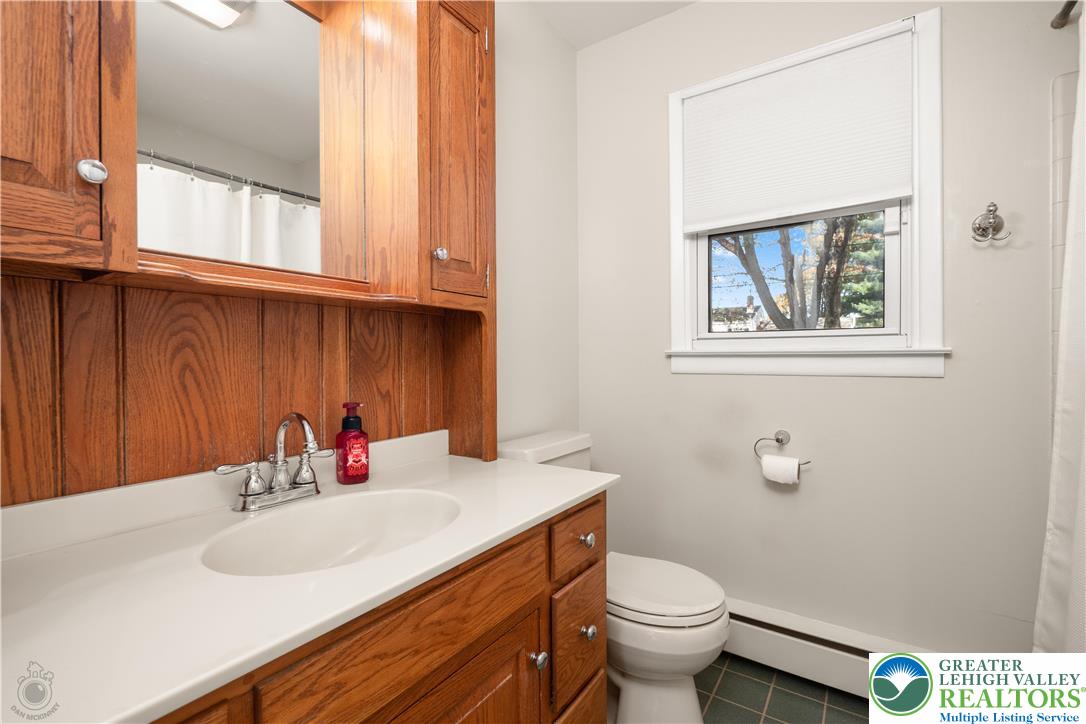 1918 Pinehurst Road Bethlehem, PA 18018 - Photo 18 of 22 Gallery Image 18