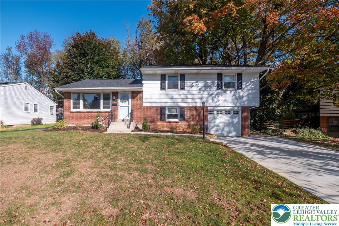 1918 Pinehurst Road Bethlehem, PA 18018 - Photo 3 of 22 Gallery Image 3