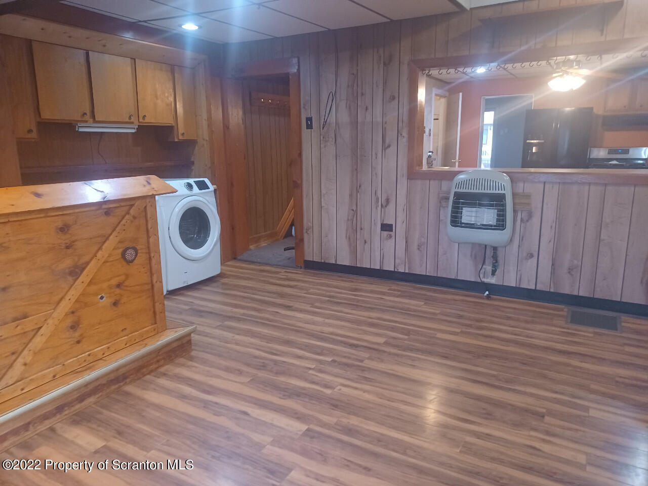 2032 Delaware Street Dunmore, PA 18512 - Photo 17 of 51 2032 DELAWARE ST BAR AREA 2