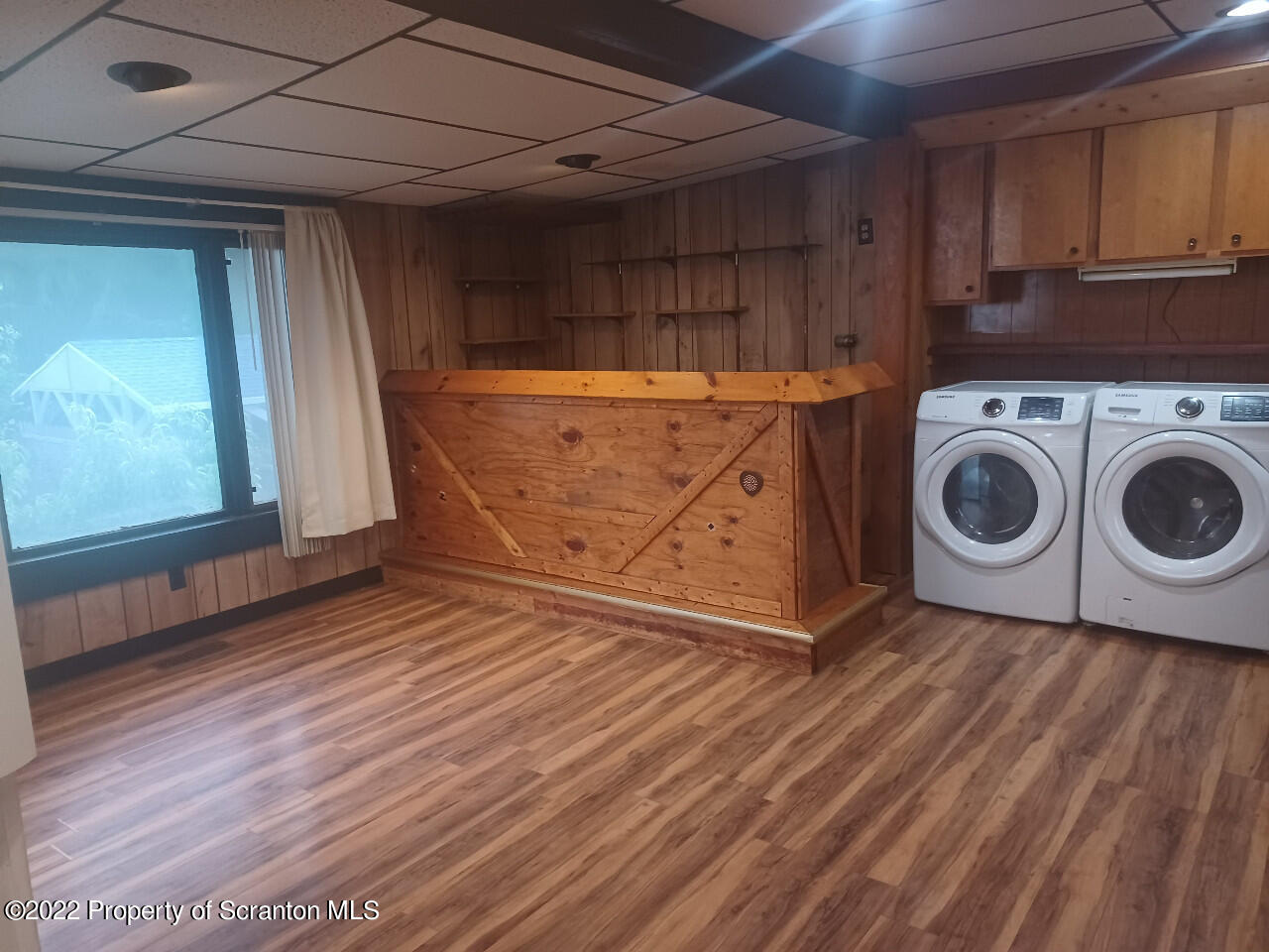 2032 Delaware Street Dunmore, PA 18512 - Photo 19 of 51 2032 DELAWARE ST BAR LAUNDRY AREA